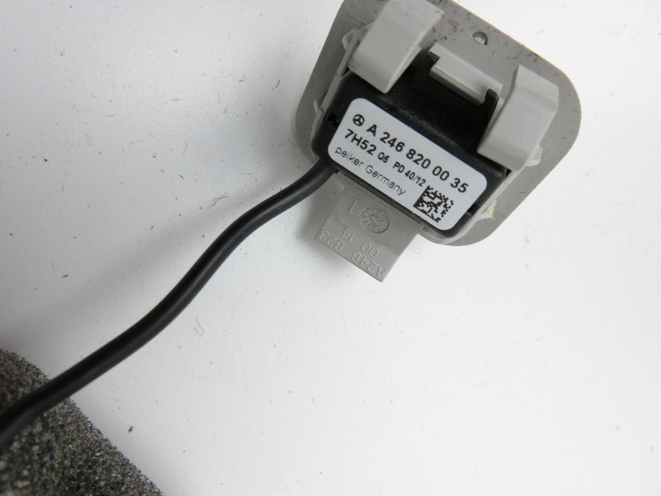 Mercedes W176 A200 12-15 1,6 115KW Mikrofon Micro Mercedes W176 A200 12-15 05.11.2012 A2468200035 gebraucht Vorschau 4