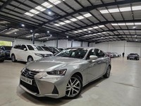 2017 Lexus IS 2.5 300h Advance E-CVT Euro 6 (s/s) 4dr SALOON Petrol/Electric Hyb