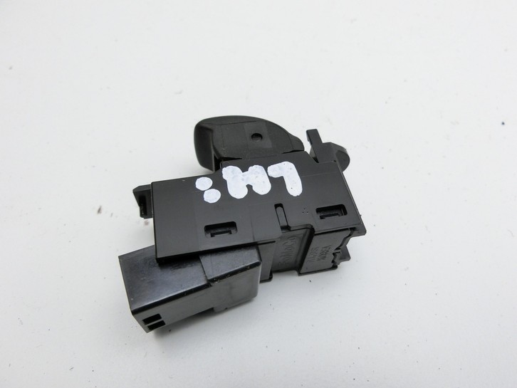 Volvo V70 135 07-13 Kombi Fensterheberschalter Schalter Links Hinten Volvo V70 135 07-13 17.06.2010 31272006 10W083... Vorschau 3