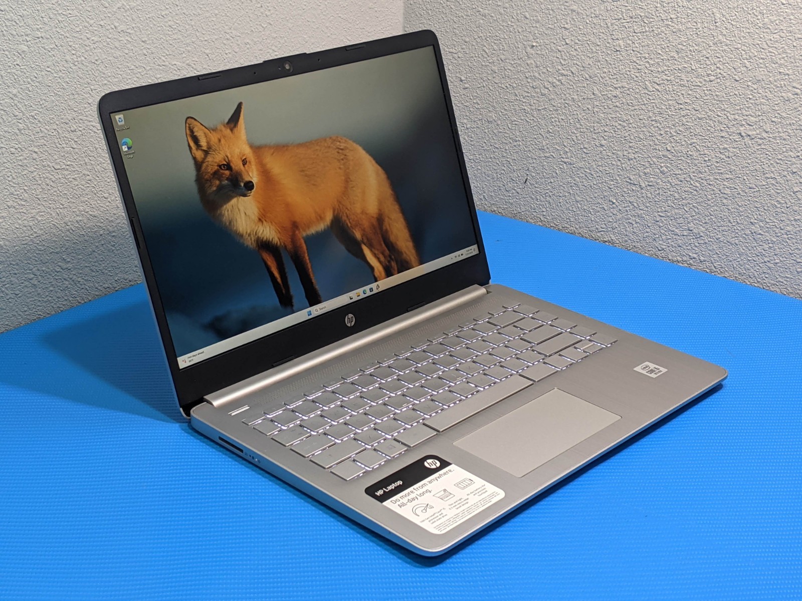 HP 14-dq1033cl 14" FHD i5-1035G1 12GB 128GB SSD Win11 Home + Charger - Thumbnail 2