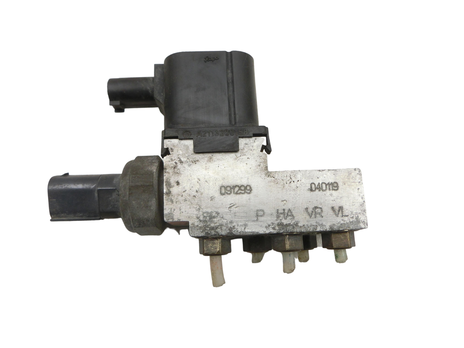 Mercedes S211 W211 E320 03-06 CDI 3,2 150KW Ventil Luft Ventilblock für Fahrwerk  - Bild 1