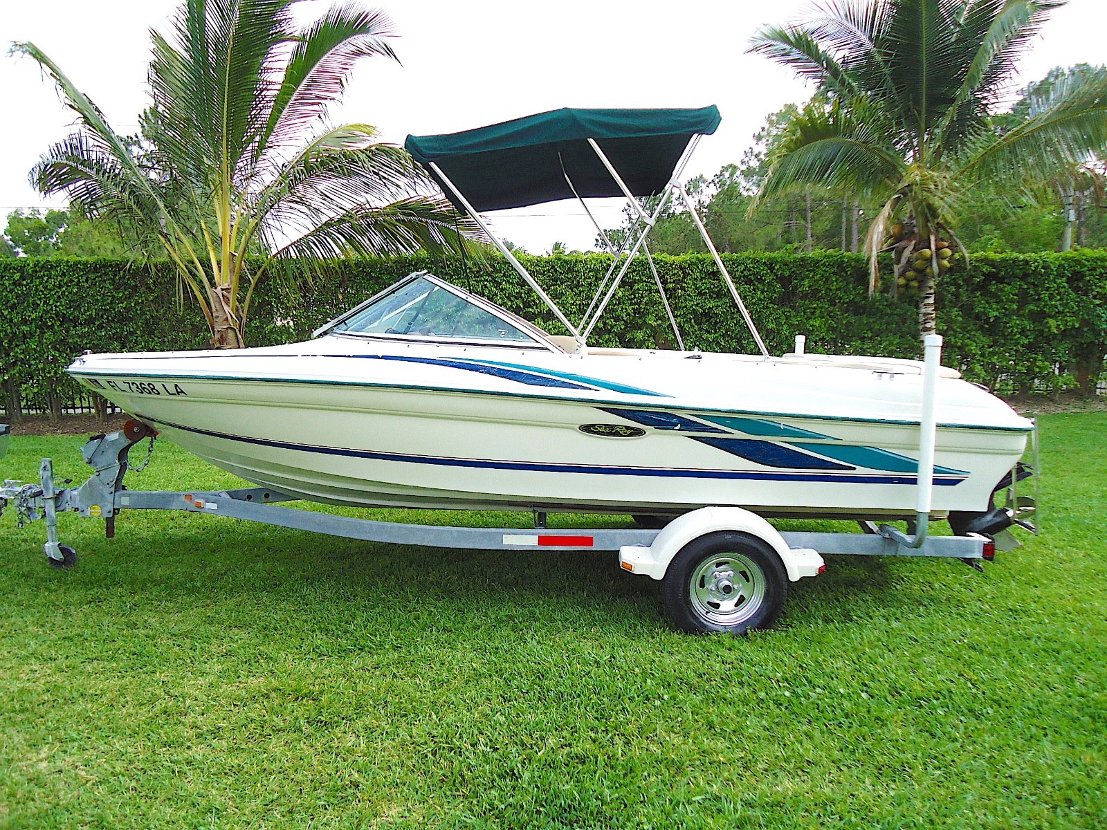 1999 SEA RAY 180br Mercruiser 4 cyl. 3.0L, Great Condition