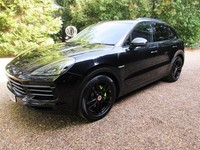 PORSCHE CAYENNE 3.0 V6 E-HYBRID 14.IkWh SUV PETROL/PLUG IN HYBRID TIP S 4WD462PS