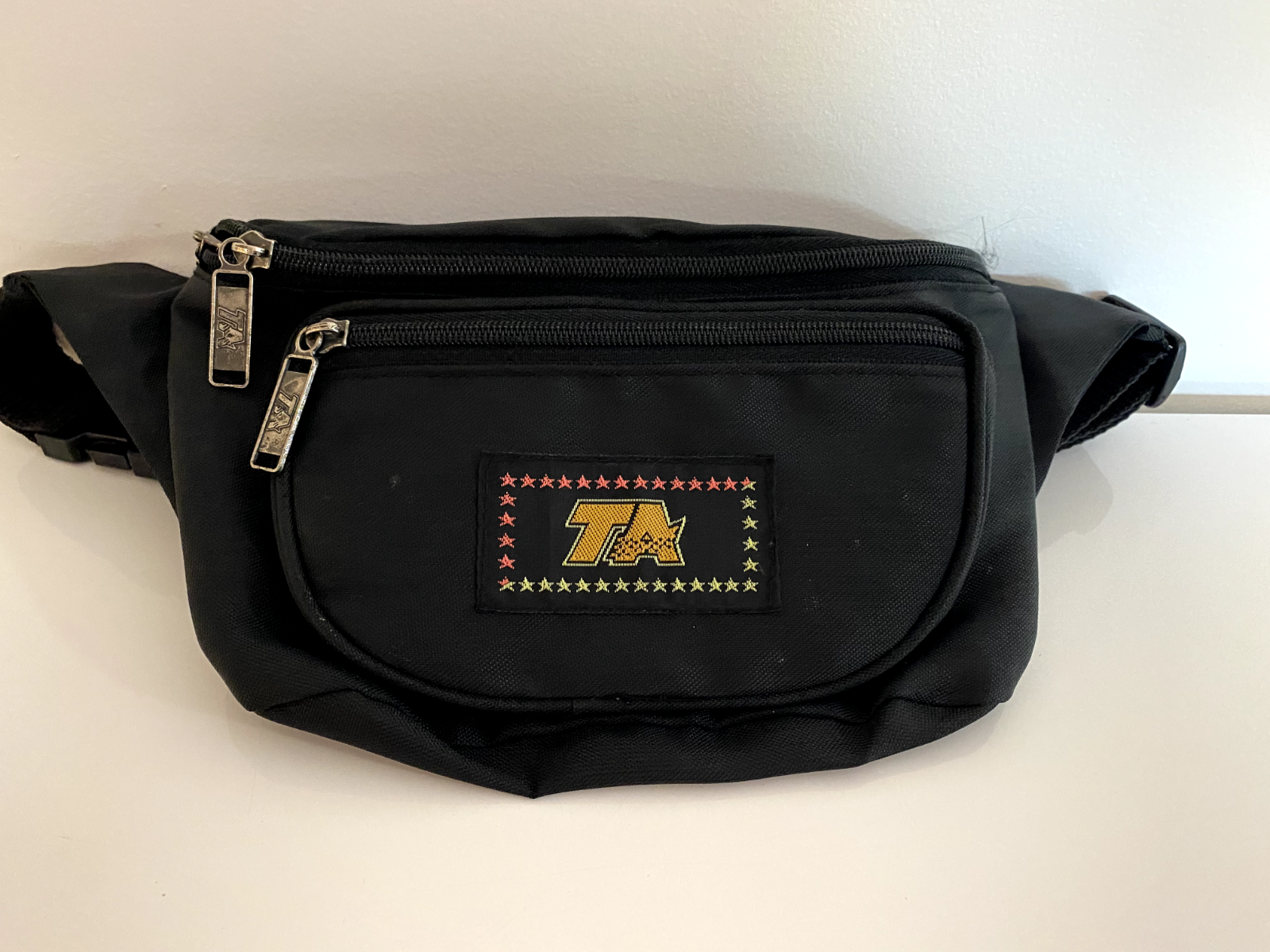Vintage 1980s TA Black 3 Zipper Pocket (2 front, 1 rear Vintage 1980s TA Black 3 Zipper Pocket (2 front, 1 rear