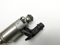 VW Polo V 6R 14-17 TSI 1,2 66KW Injektor Einspritzdüse Zyl.1 VW Polo V 6R 14-17 25.04.2017 04E906036T 0261500477... Vorschau 5