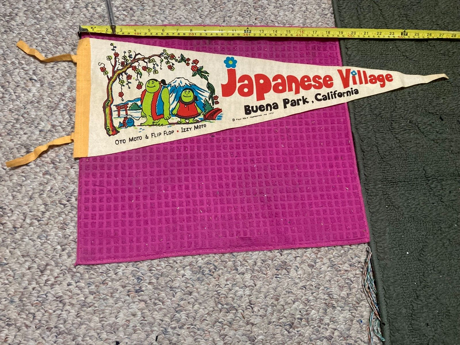Rare VINTAGE 1970 Japanese Village Buena Park CA Pennant OTO