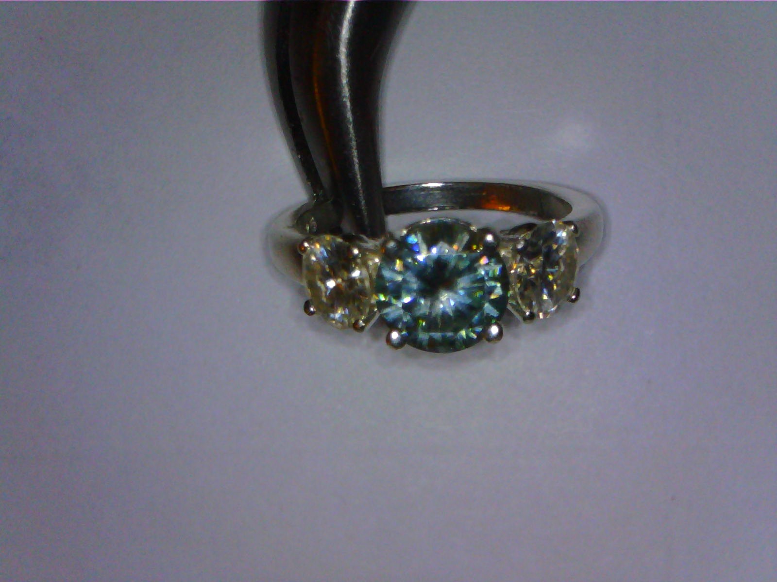 925 sterling silver moissanite diamond ring VVS-1 2.30tcw