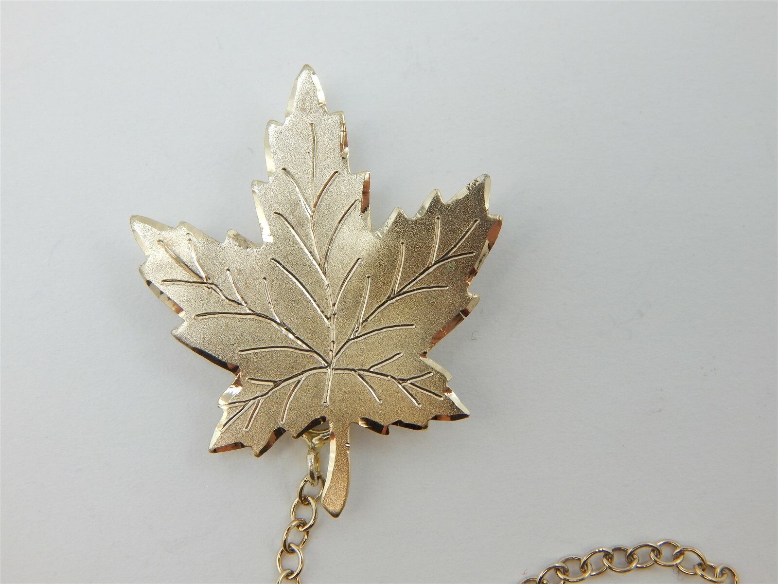 GOLD OVER STERLING DOUBLE DIAMOND CUT MAPLE LEAF PINS BROOCH