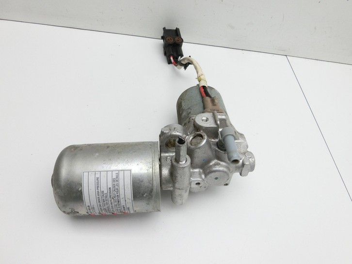 Toyota Prius IV ZVW5 16-19 Hauptbremszylinder Bremszylinder ABS BG-Pumpe Toyota Prius IV ZVW5 16-19 02.09.2016... Vorschau 2