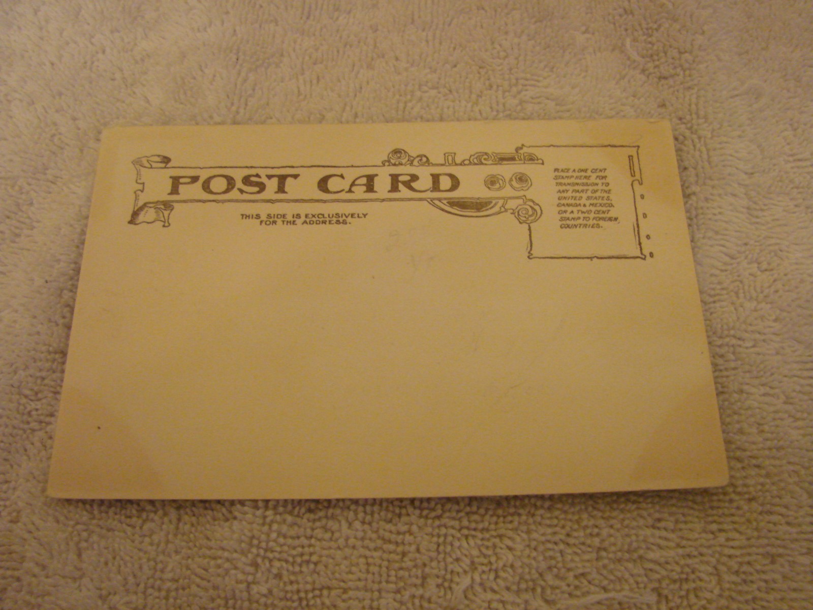 STATUE OF LIBERTY NEW YORK COLORED POST CARD UNPOSTED