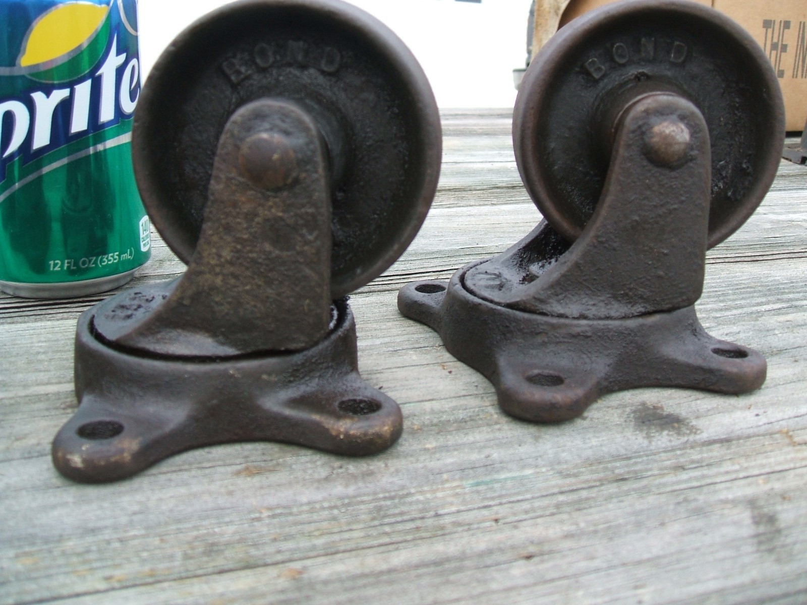 SET OF 4 VINTAGE  