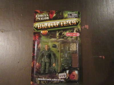 1:18 Unimax Forces of Valor Bravo Team WWII German Army Obergrenadier Kiel