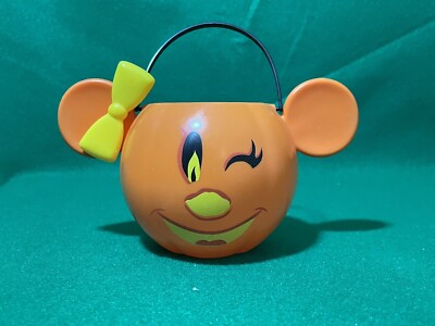 Disney Parks 2023 Halloween Minnie Gummi Candy Corn Pumpkin Bowl No Candy (B)