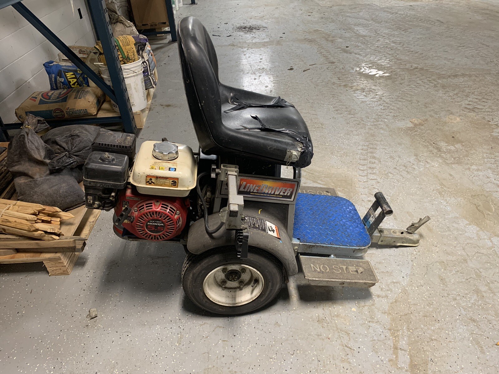 Graco LineDriver Ride-On Paint Striper Line Driver Honda GX Striping