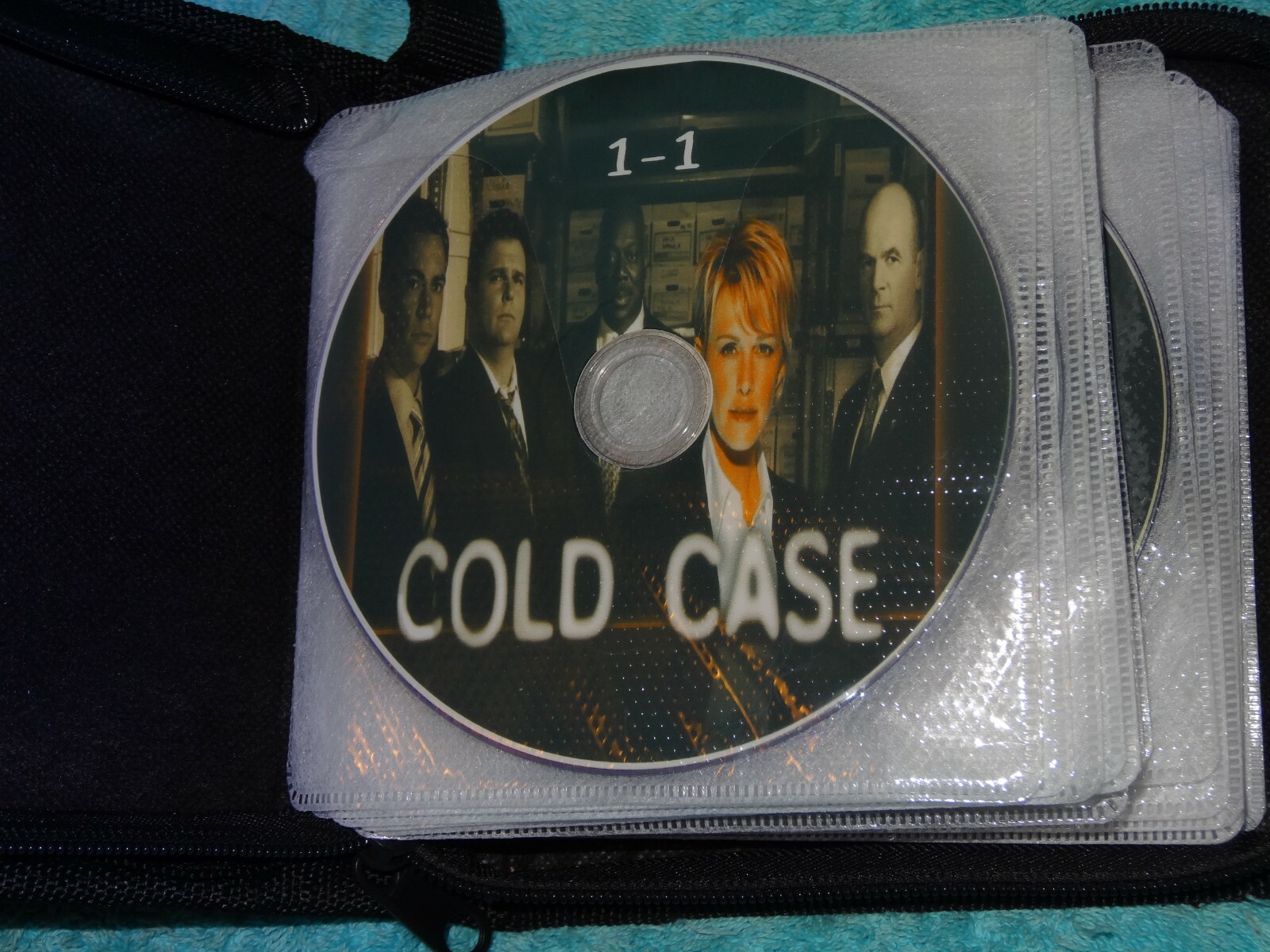 COLD CASE (20032010) Complete Series on DVD. 8/10 Quality (34 disc