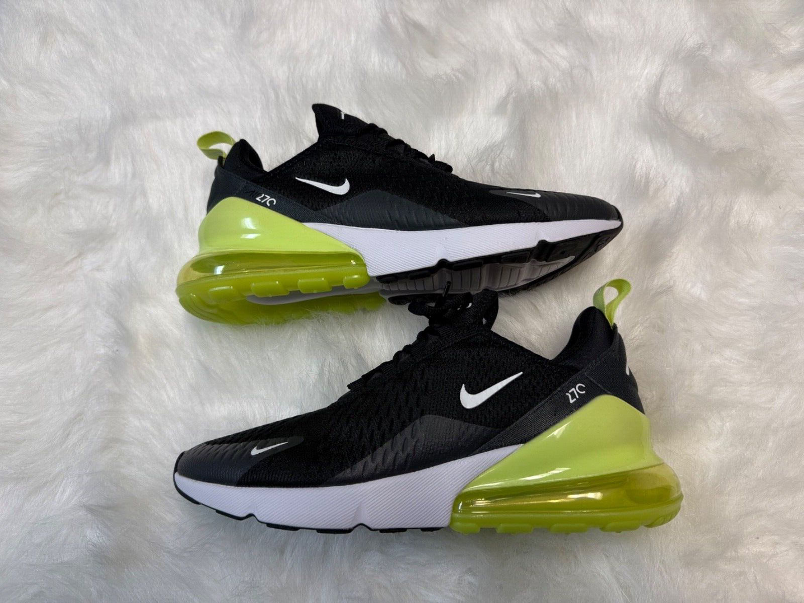 Nike Air Max 270 Black Light Lemon Twist Size 10.5 Sneakers