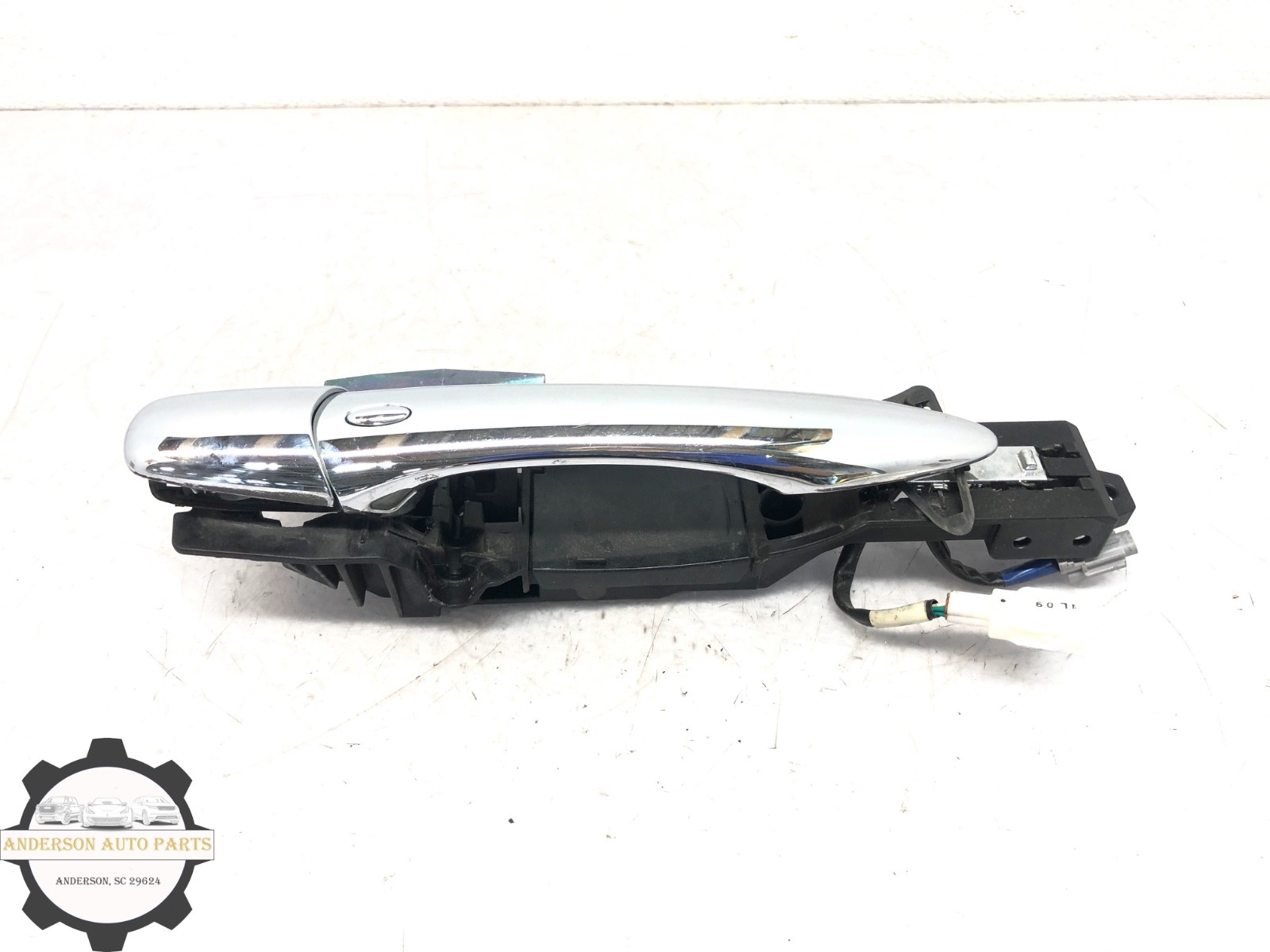 INFINITI インスペクション ブラケット HAWAII 2014-2019 INFINITI Q70 Q70L RIGHT PASSENGER FRONT EXTERIOR DOOR