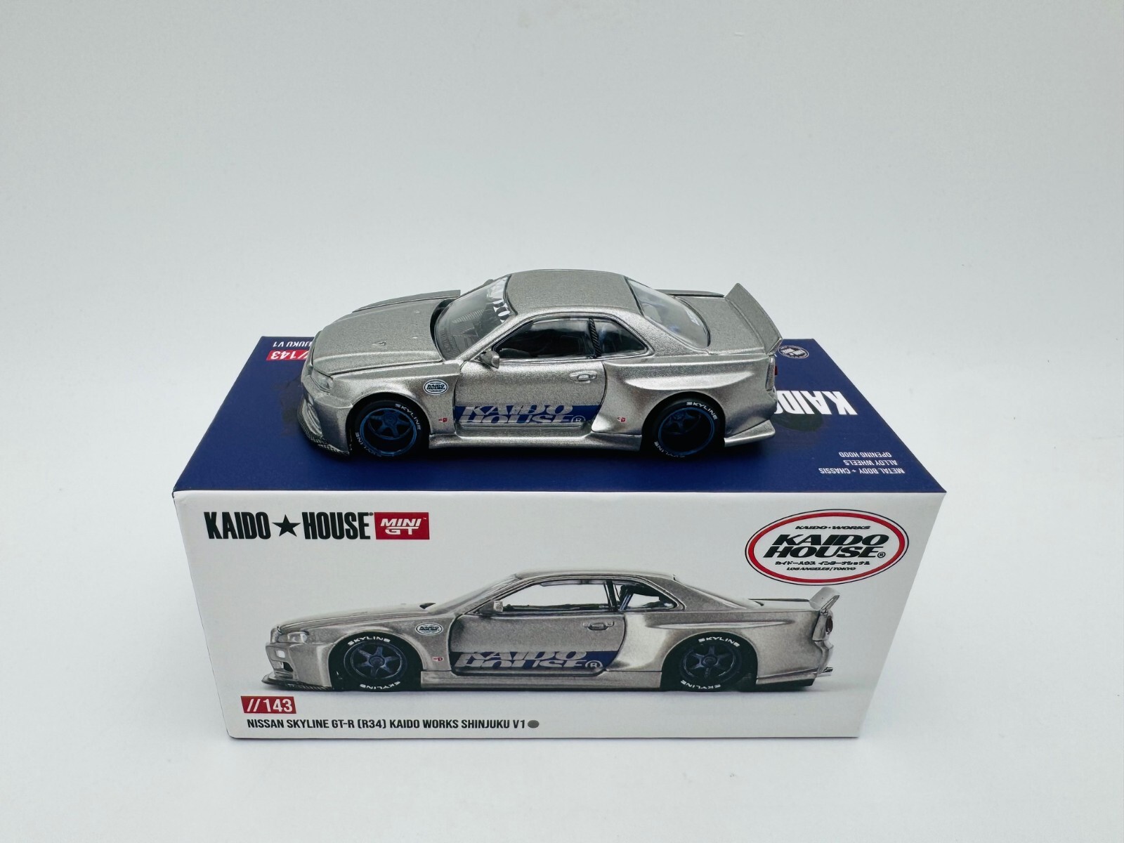 ミニカー Nissan Skyline GT-R (R34) Kaido Works Preorder] Kaido House x Mini GT 1:64 Nissan Skyline GT-R