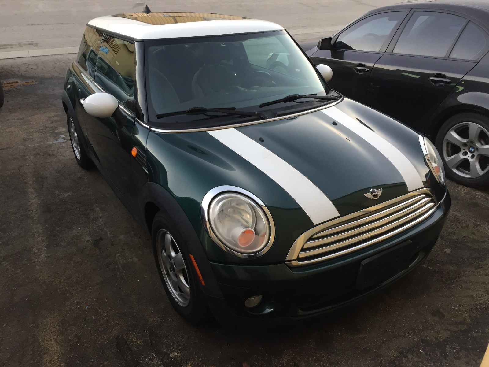 2009 Mini Cooper 2009 Mini Cooper Green HatchBack MANUAL LOW MILES 84K