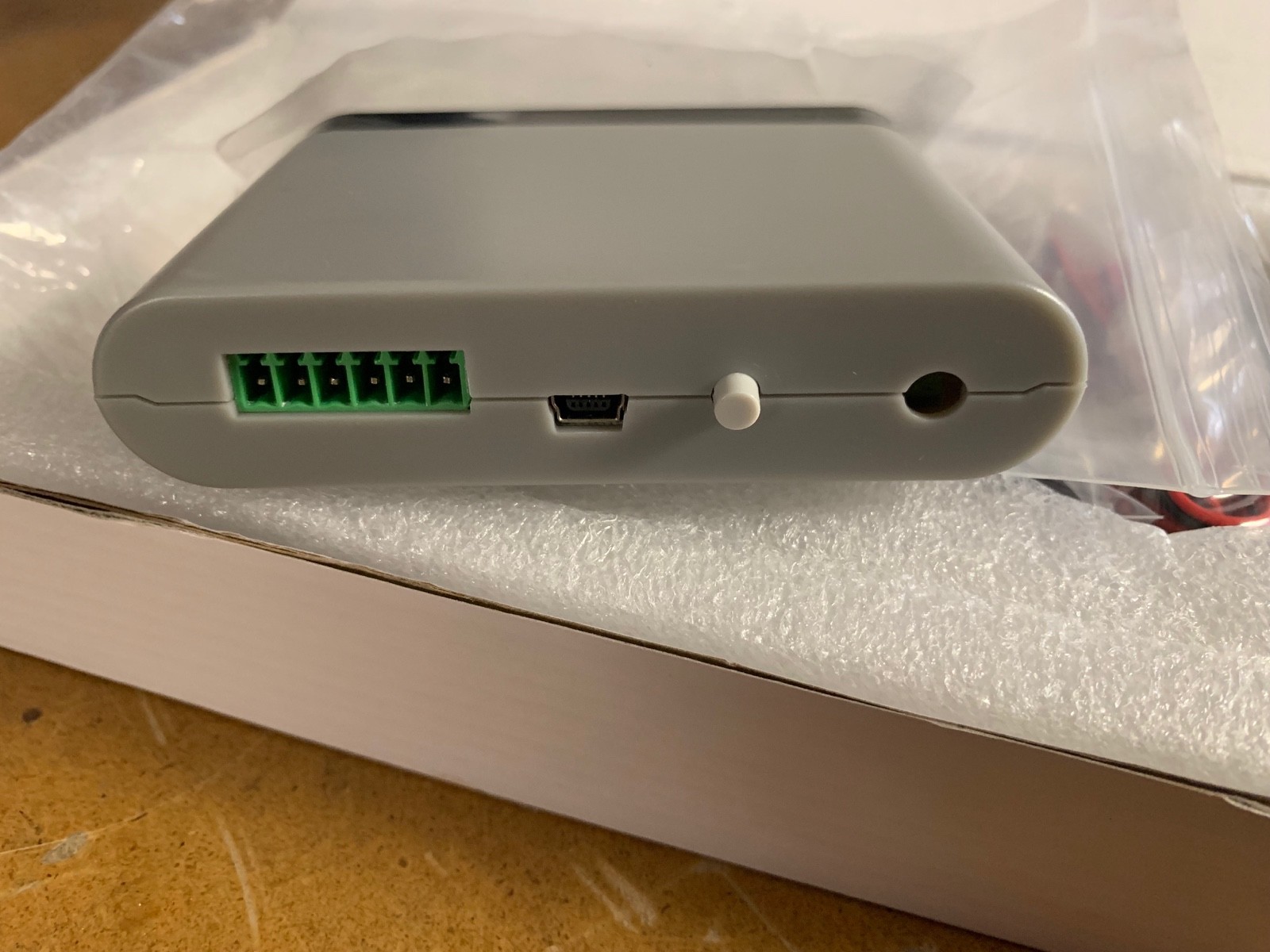 3321 Wireless IR Transmitter