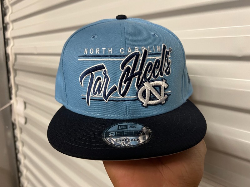 North Carolina Tar Heels NCAA Teamscript Snapback Hat - New