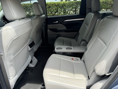 image 5 of interior