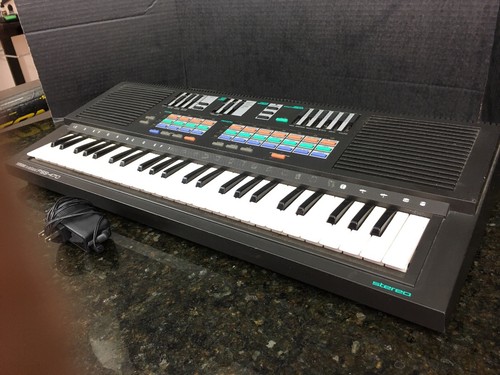 Yamaha portasound pss-470 Piano Organ keyboard