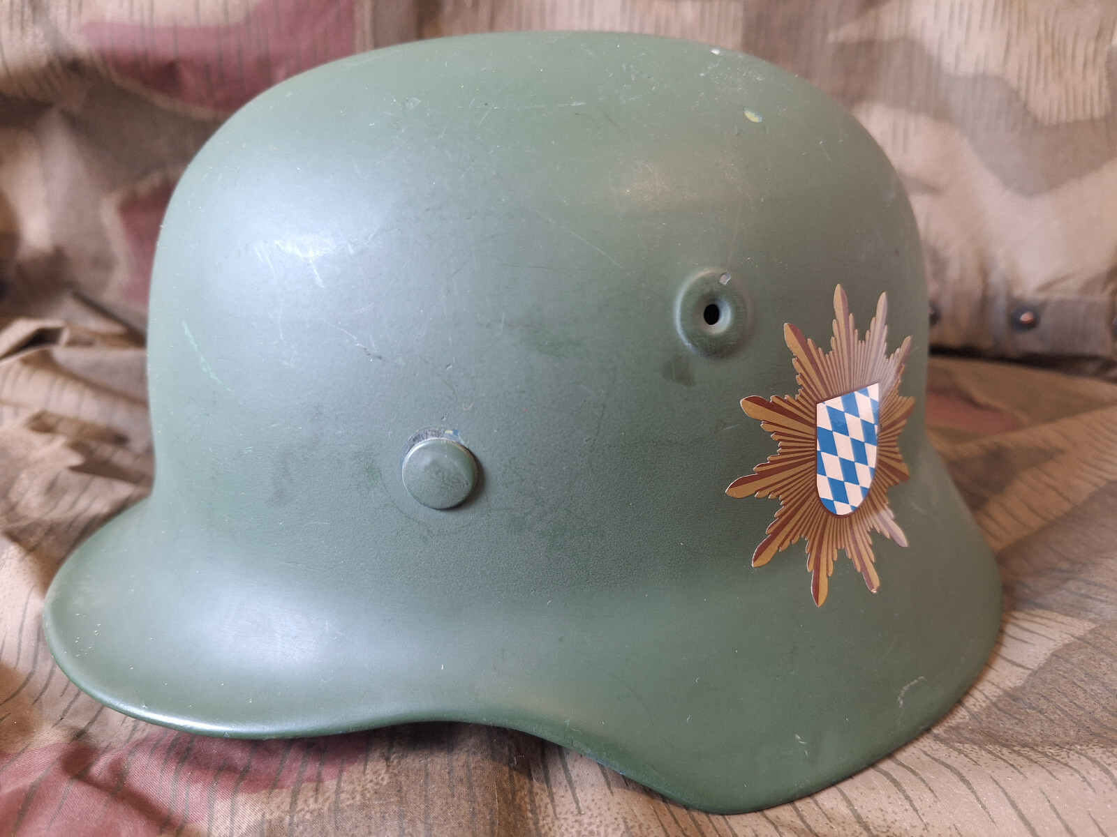 Helm of Isens Peak 初版CF BGS9.5 iXS Trigger AM Helmet - Reviews, Comparisons, Specs - Open