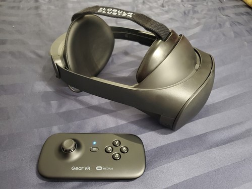 SWAT9999  Gear VR with Controller 新品未 Samsung Gear VR With Controller