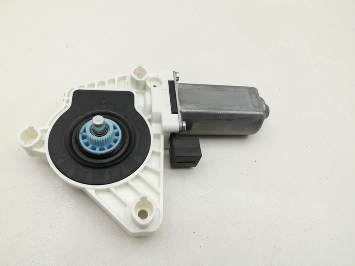 VW Passat 3G B8 14-19 Kombi Fensterhebermotor Links Vorne VW Passat 3G B8 14-19 28.04.2016 C22942-100 5Q4959801B... Vorschau 2