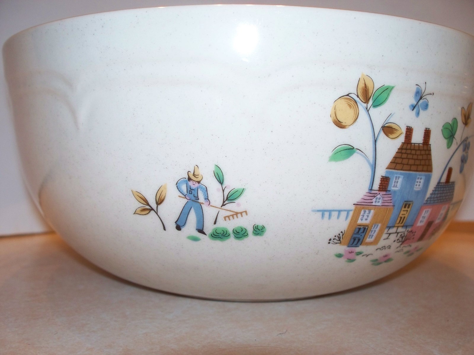 International HEARTLAND Mixing Bowl 4 1/4