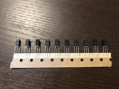 KSC2383YTA 10 New Fairchild transistors - sub for 2SC945 2SC497 2SC1213 2SC1364