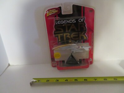 Johnny Lightning Legends of Star Trek USS Enterprise NCC-1701D Series 4 2007 NIP