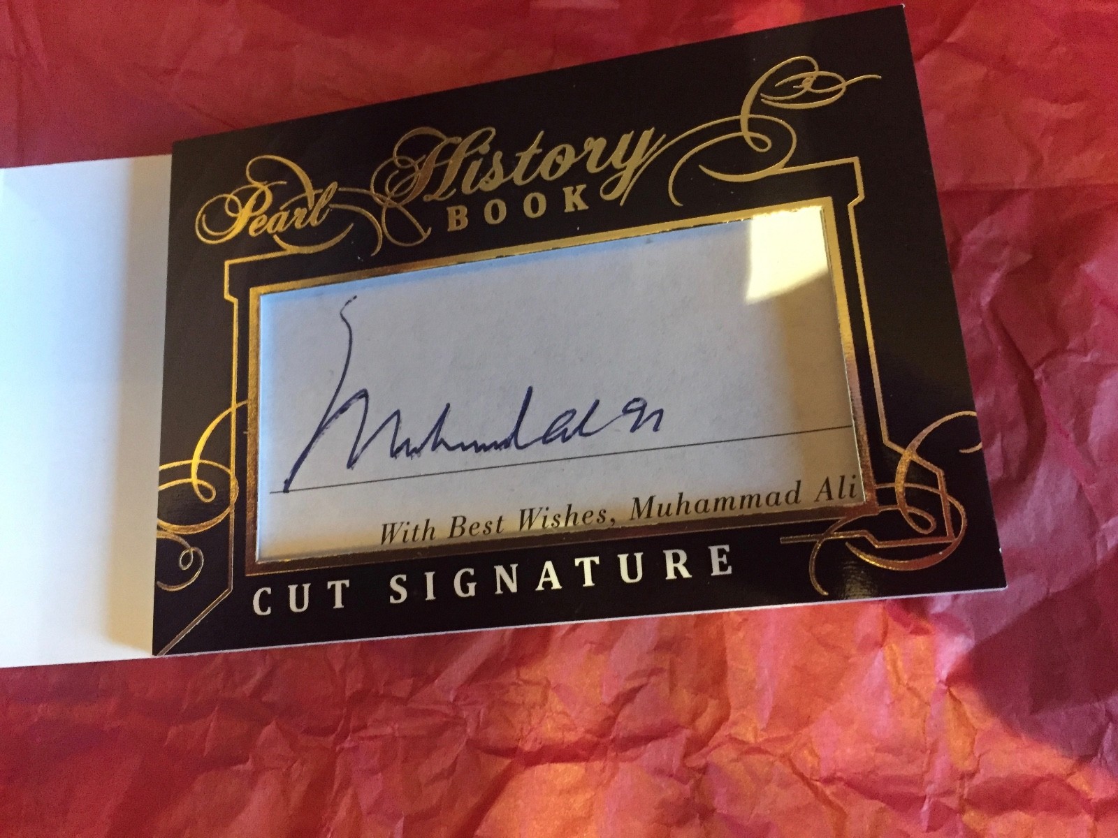 2017 Leaf Pearl Muhammad Ali History Book 1/1 - Cut Signature/Memorabilia Card