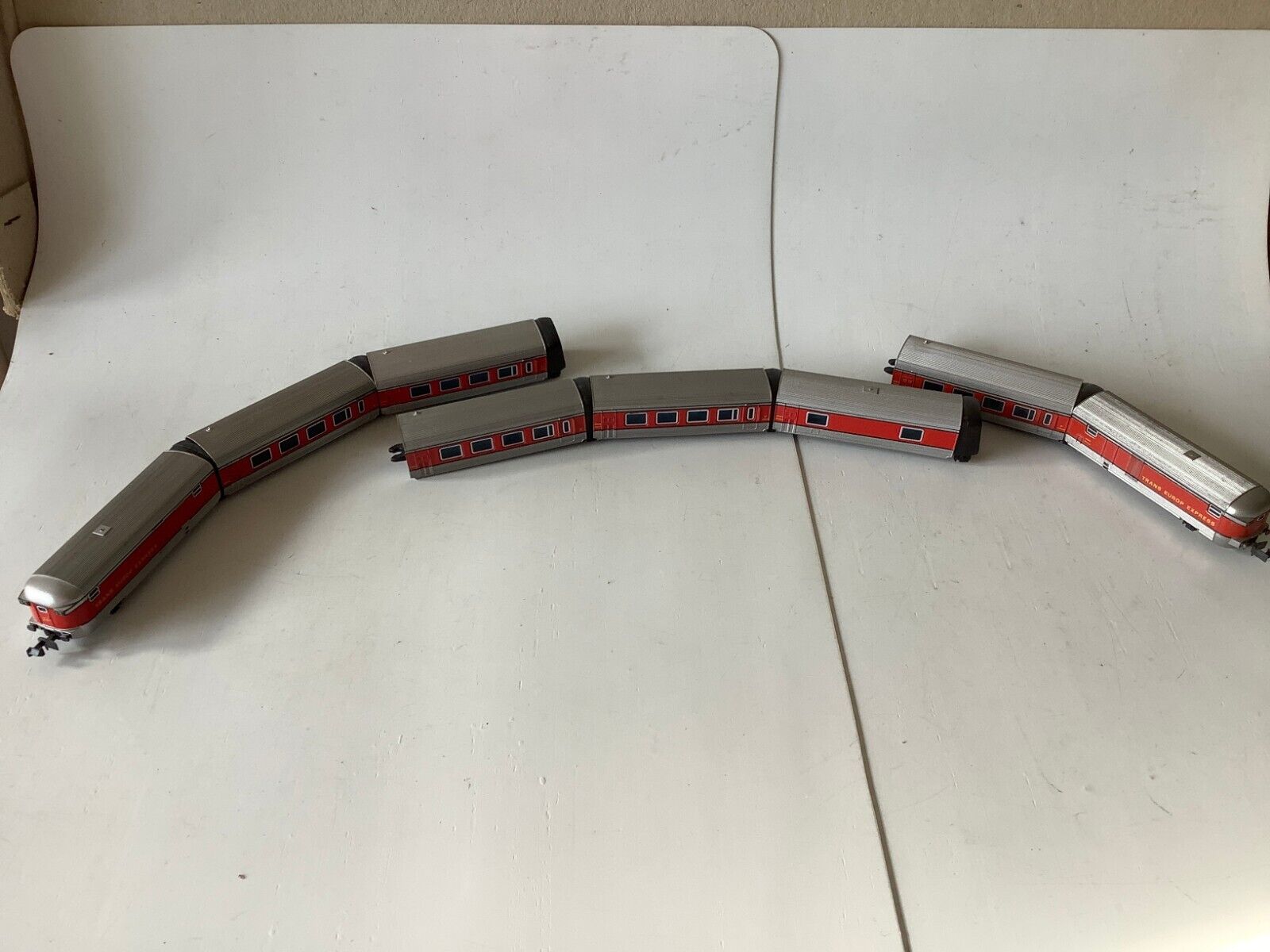 ✓ Ibertren 6280 N/1:160 Wagen Set TEE Talgo III RENFE 8 ✓ Ibertren 6280 N/1:160 Wagen Set TEE Talgo III RENFE 8