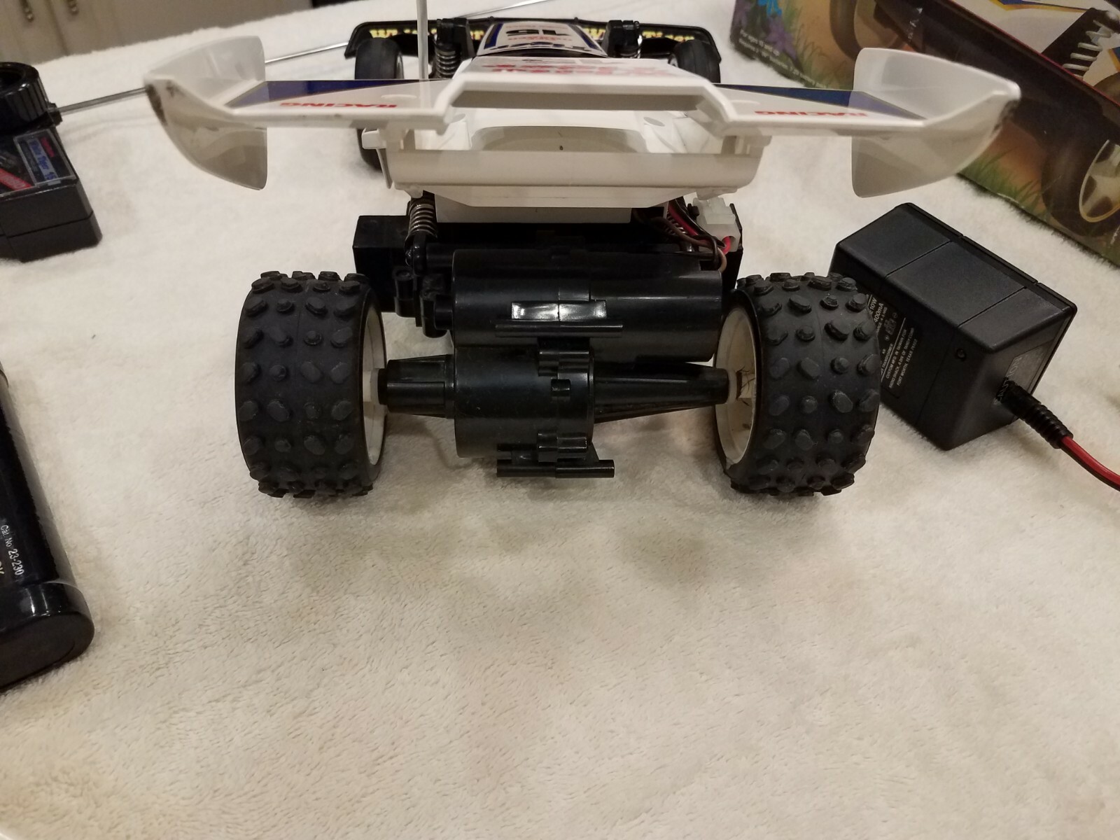 Radio Shack White Tiger Vintage RC Car, Transmitter, Box, Batteries, Runs Great