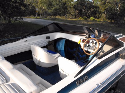 ski speed boat