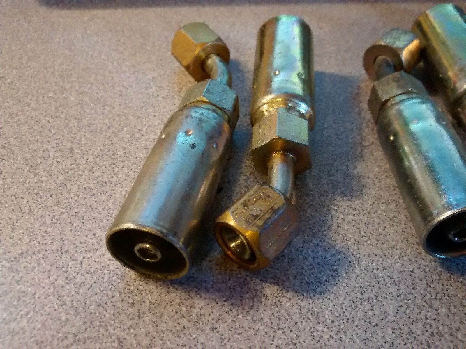 Lot of 11, Eaton 04U-684 Hydraulic Hose 45° Elbow 1/4