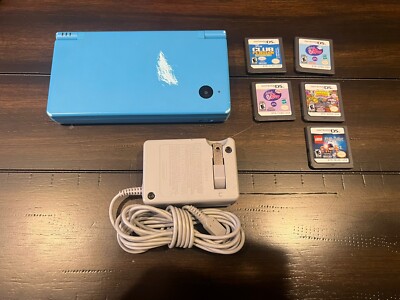 Nintendo DSi LOT Light Blue WITH 5 Games And Charger  All Tested And Working