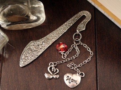 Love to Mom Tibetan Silver Bookmark & Charms Two Swans, Mom Heart. and Swarovski