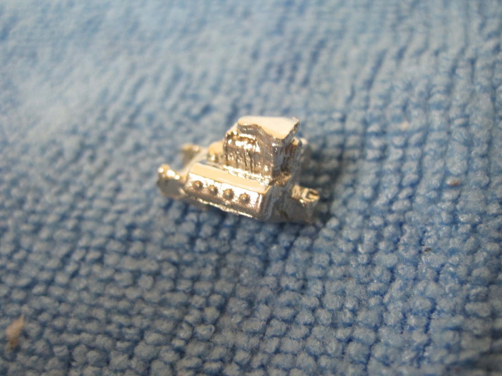 Hot Wheels Redline PYTHON ENGINE Motor Reproduction Part HK Version - Qty 2