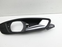 Audi A1 8X 10-14 3T Türgriff Griffmuschel Griff Innen Rechts Vorne Audi A1 8X 10-14 08.08.2011 8X0837020A 8X0837020... Vorschau 2