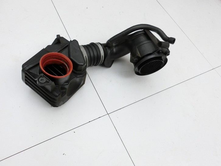 Mercedes W211 E200 02-06 1,8 120KW Ansaugrohr Resonator Mercedes W211 E200 02-06 27.02.2003 A2710900804 gebraucht Vorschau 2