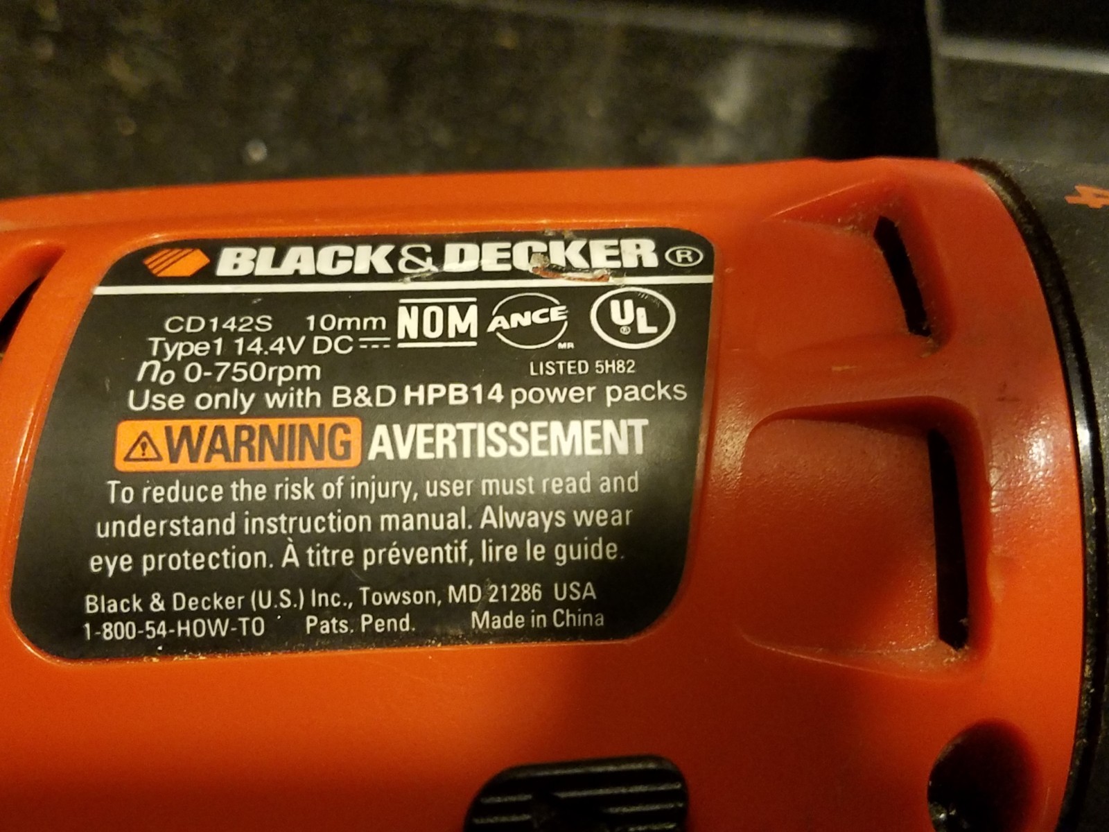 Black and decker 18 volt drill plus  14 volt drill pre own ,14 v with case