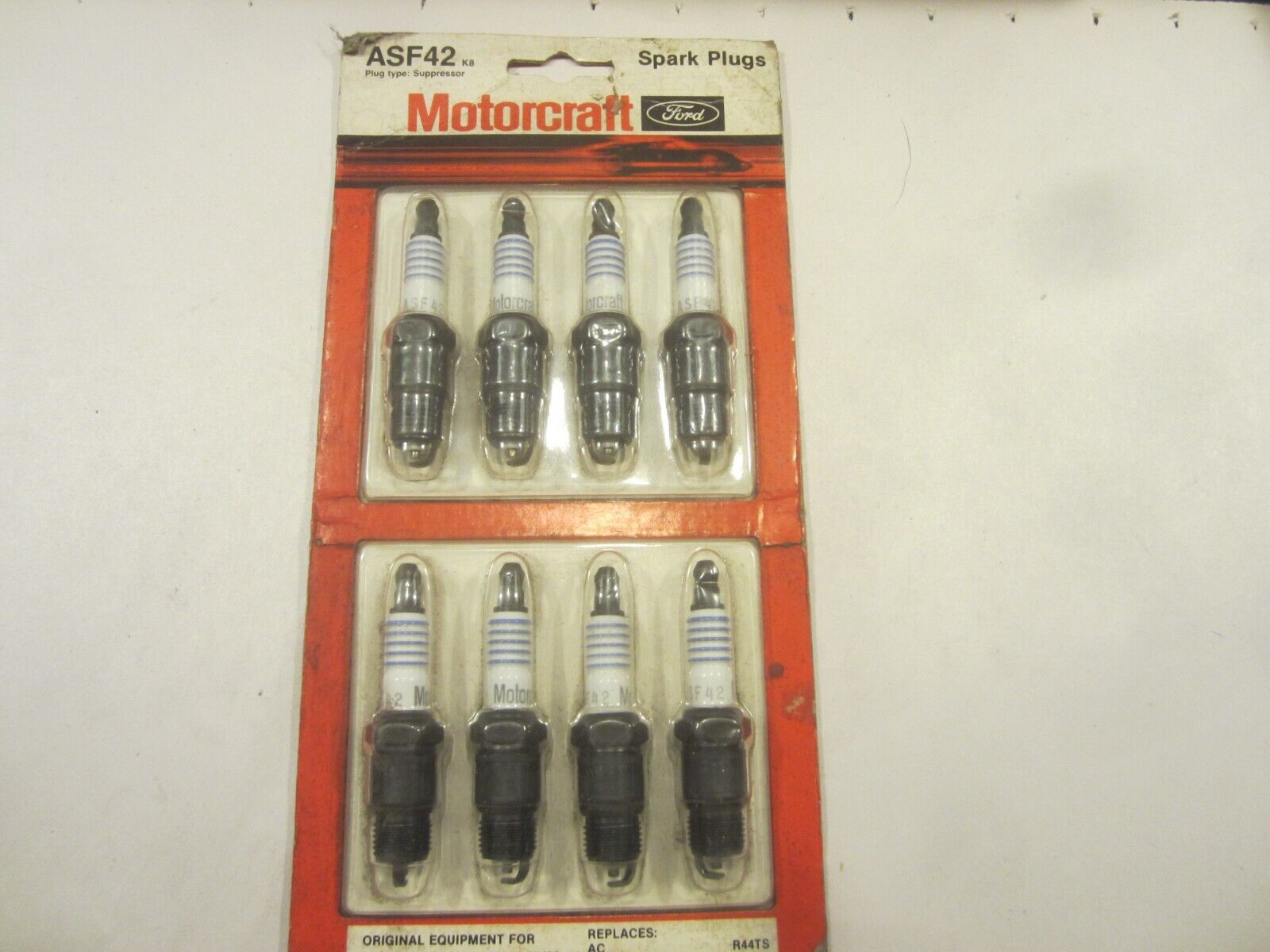1980 - 1985 Mustang 255 302 Motorcraft ASF-42 Spark Plugs 8 1980 - 1985 Mustang 255 302 Motorcraft ASF-42 Spark Plugs 8