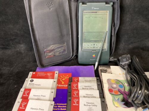 Vintage Apple Newton Message Pad 130, Pen, Case, Manuals, Floppy’s,Cables -Works Vintage Apple Newton Message Pad 130, Pen, Case, Manuals, Floppy’s,Cables -Works