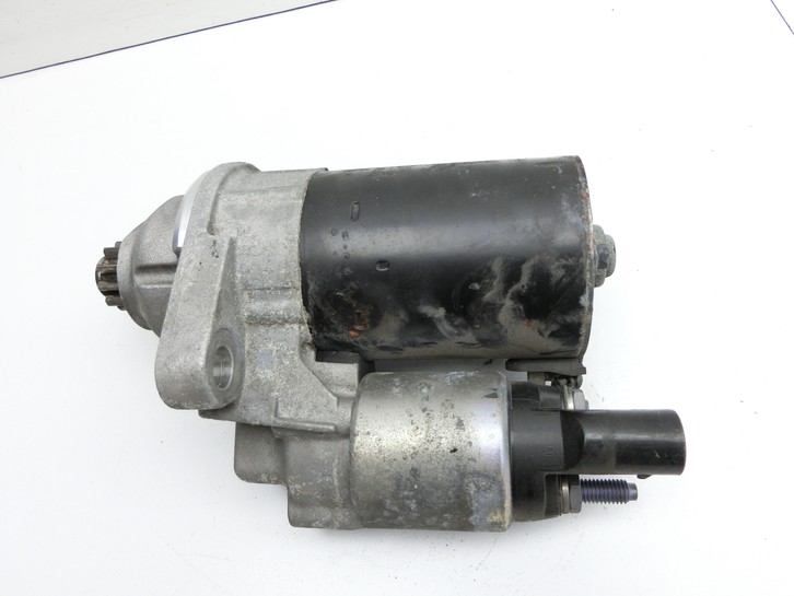 VW Golf V 1K 03-09 1,6 75KW Anlasser Starter VW Golf V 1K 03-09 19.10.2007 02T911023M gebraucht Vorschau 5