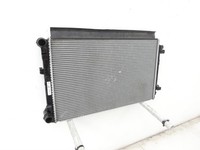 VW T-Roc A1 17-21 TDI 2,0 110KW Wasserkühler Kühler VW T-Roc A1 17-21 24.11.2020 5Q0121251GD gebraucht Vorschau 2