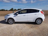 2013 FORD FIESTA TITANIUM ( ULEZ COMPLIANT ) 5 DOOR 998 CC PETROL HATCHBACK CAR