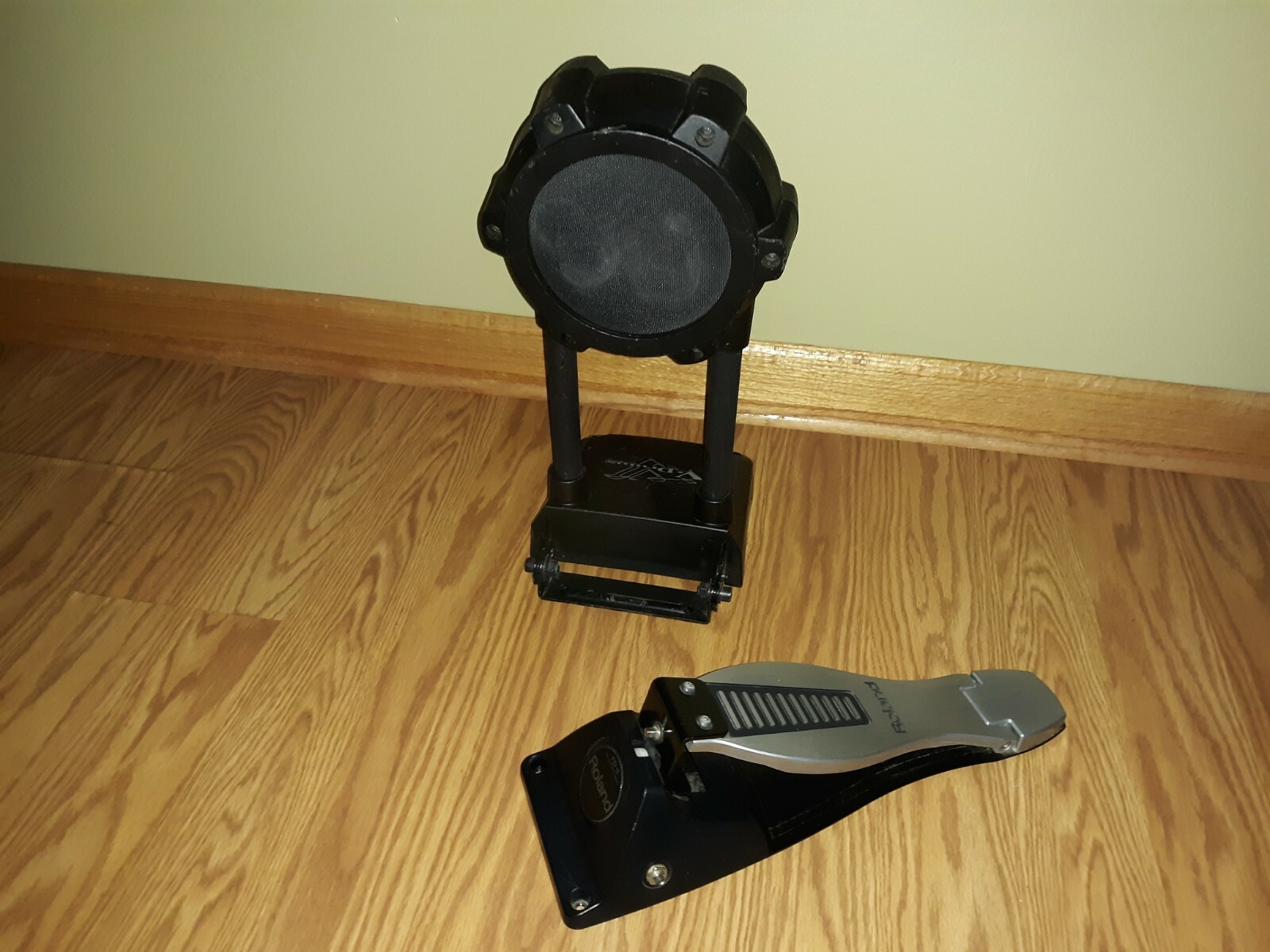 Roland Vdrum KD-9 Kick Drum and FD-8 Hi Hat Controller